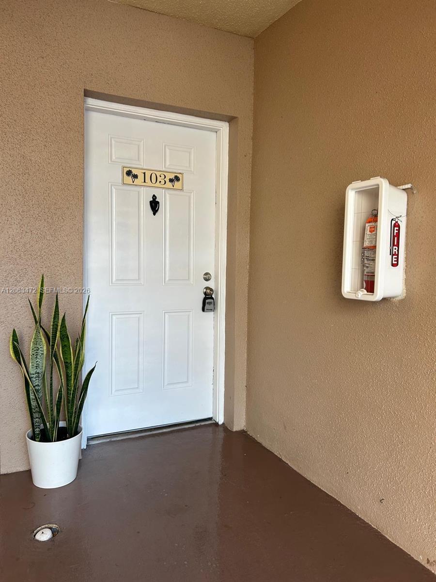 815 W Boynton Beach Blvd # 103, Boynton Beach FL 33426 photo 2