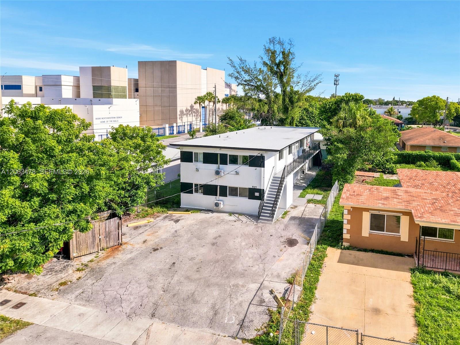 925 NW 69th St # 2, Miami FL 33150 photo 2