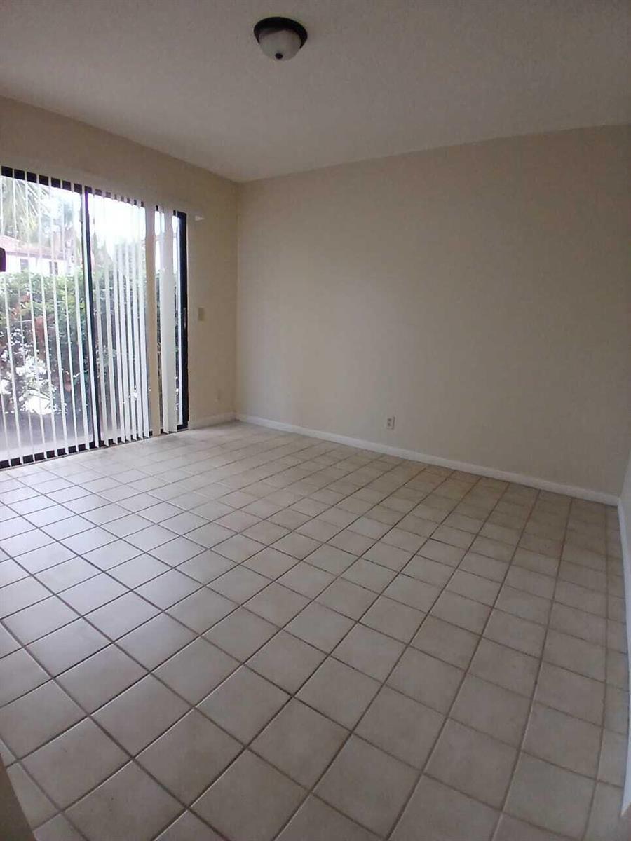 1731 SHORESIDE Circle, Wellington FL 33414 photo 5