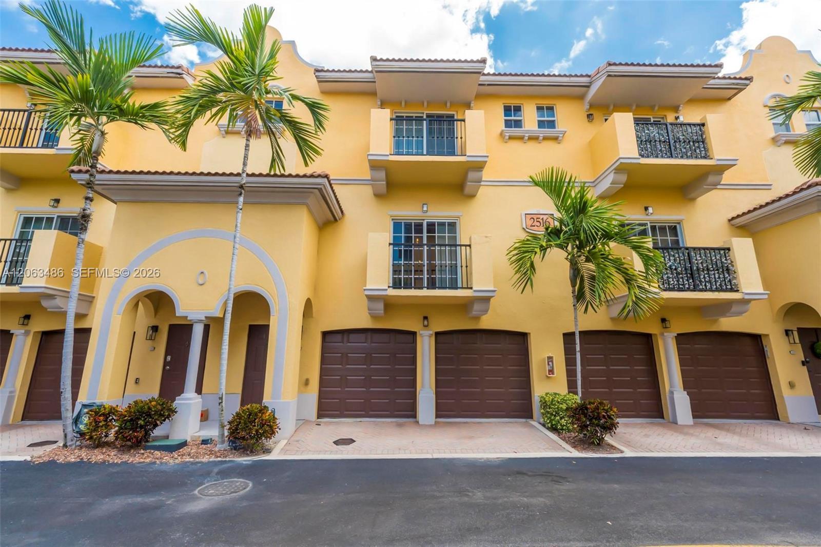 2516 SW 14th Ave # 403, Fort Lauderdale FL 33315 photo 2