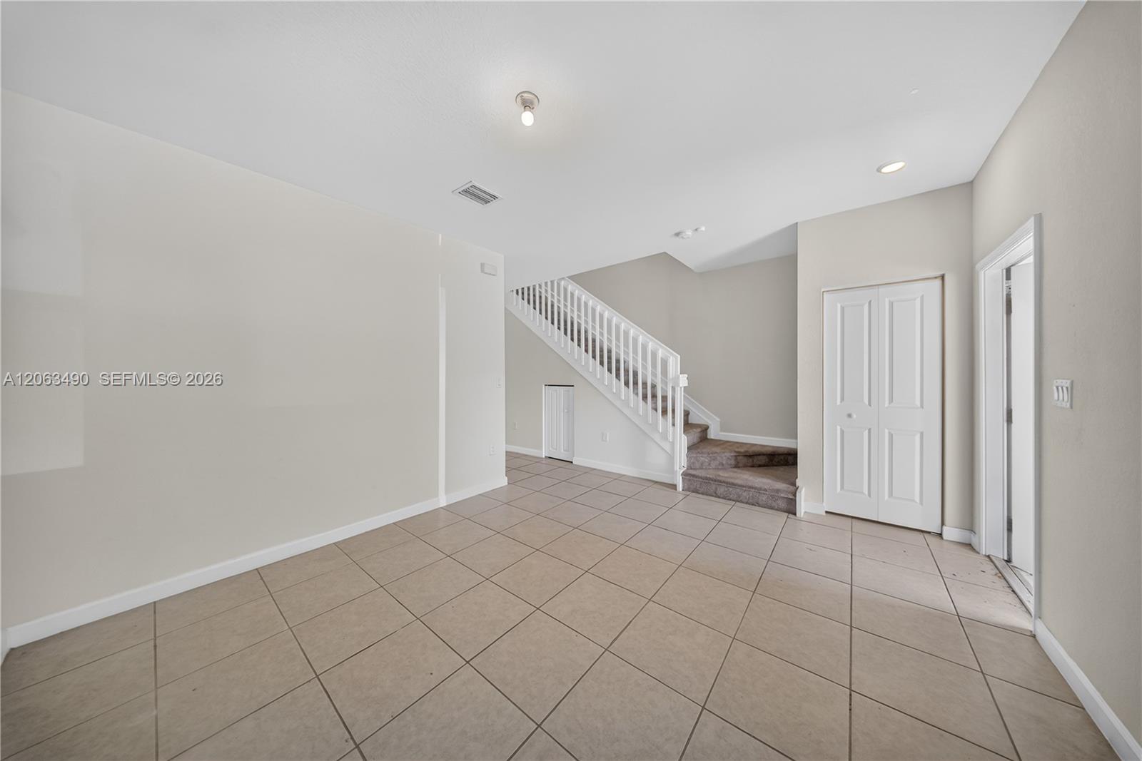 23450 SW 127th Pl, Homestead FL 33032 photo 2