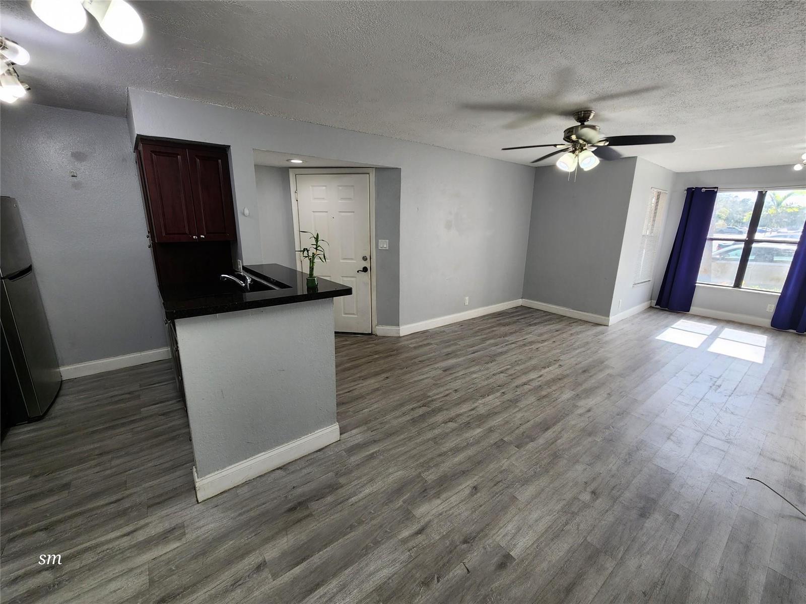 2736 S University Drive, Davie FL 33328