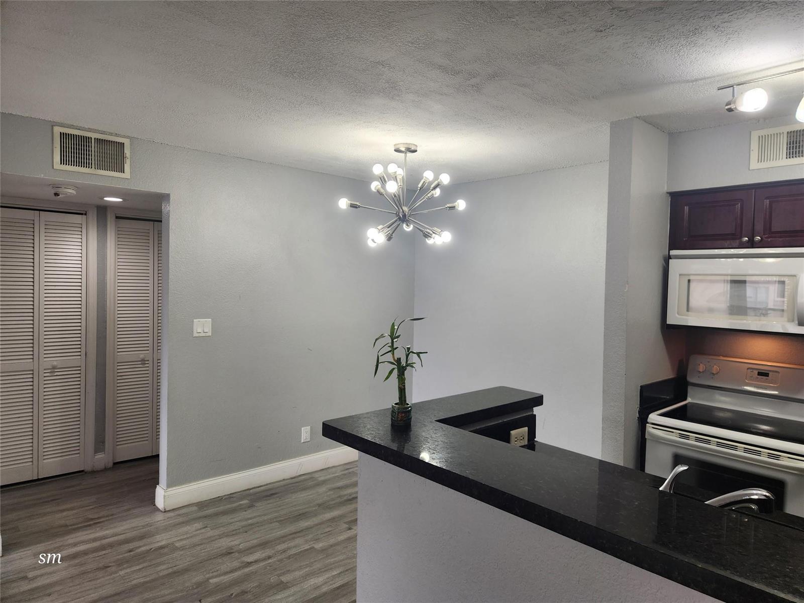 2736 S University Drive, Davie FL 33328 photo 4
