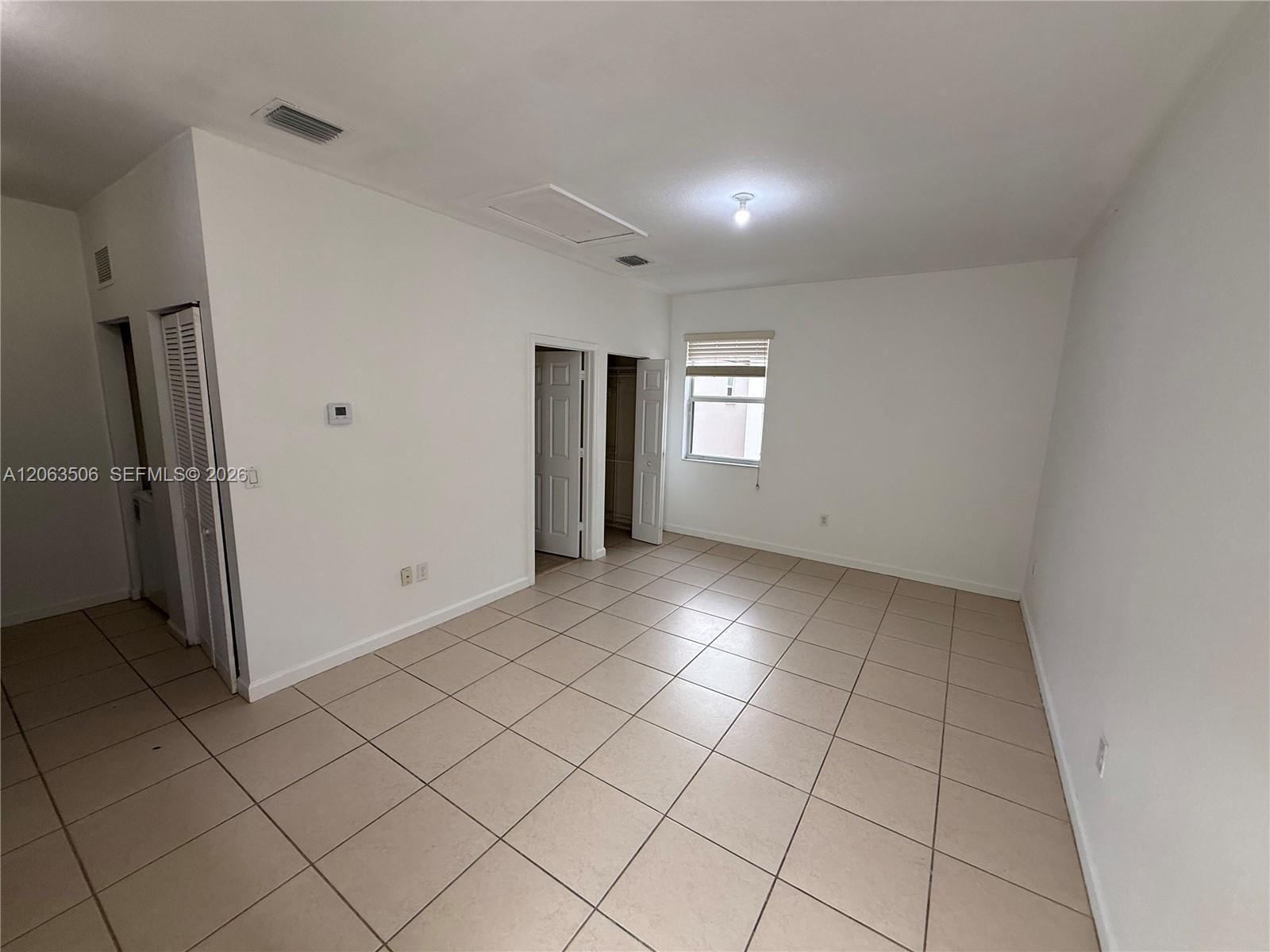 9465 SW 171st Ct, Miami FL 33196 photo 4