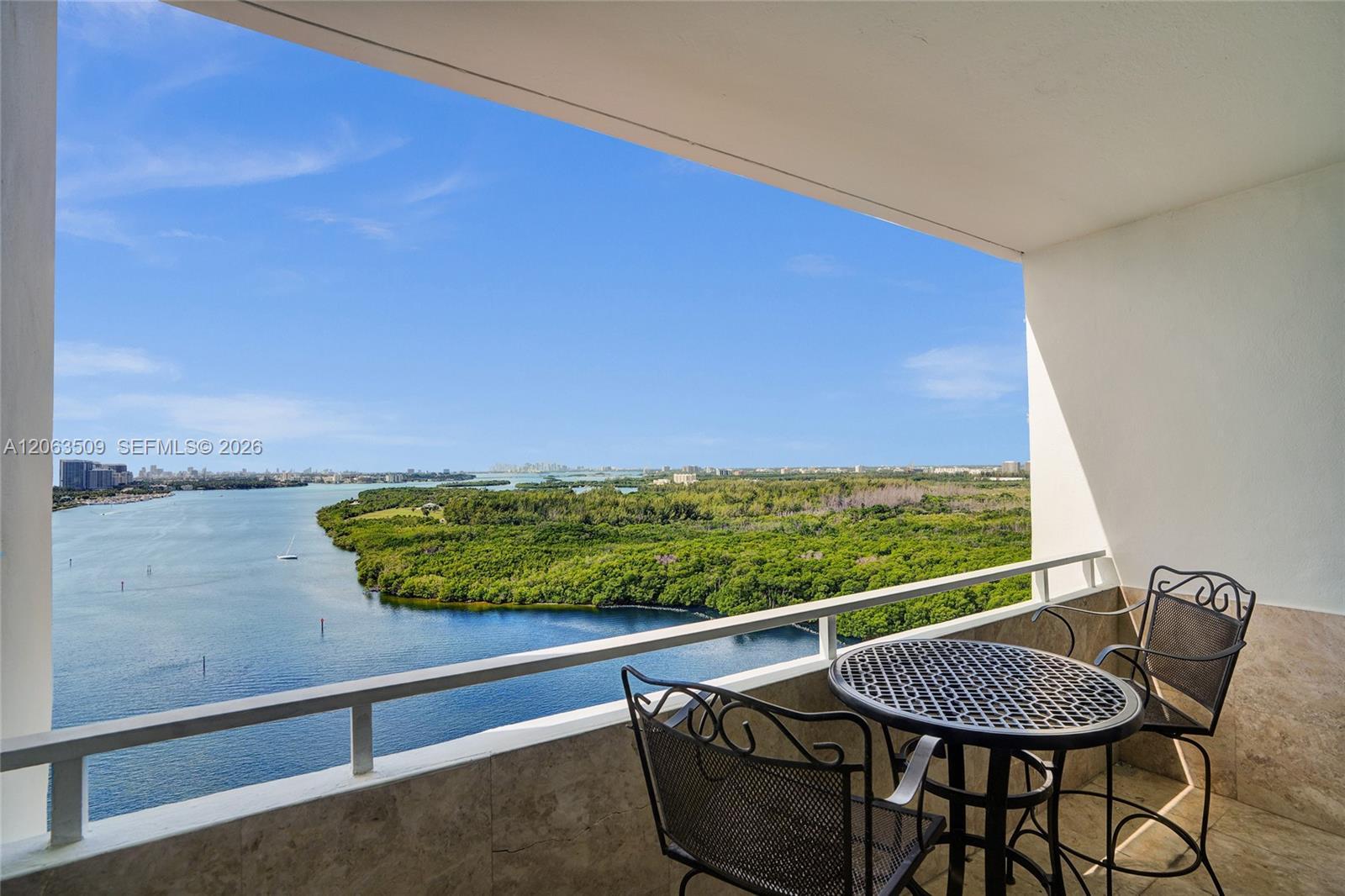 500 Bayview Dr, Sunny Isles Beach FL 33160 photo 3