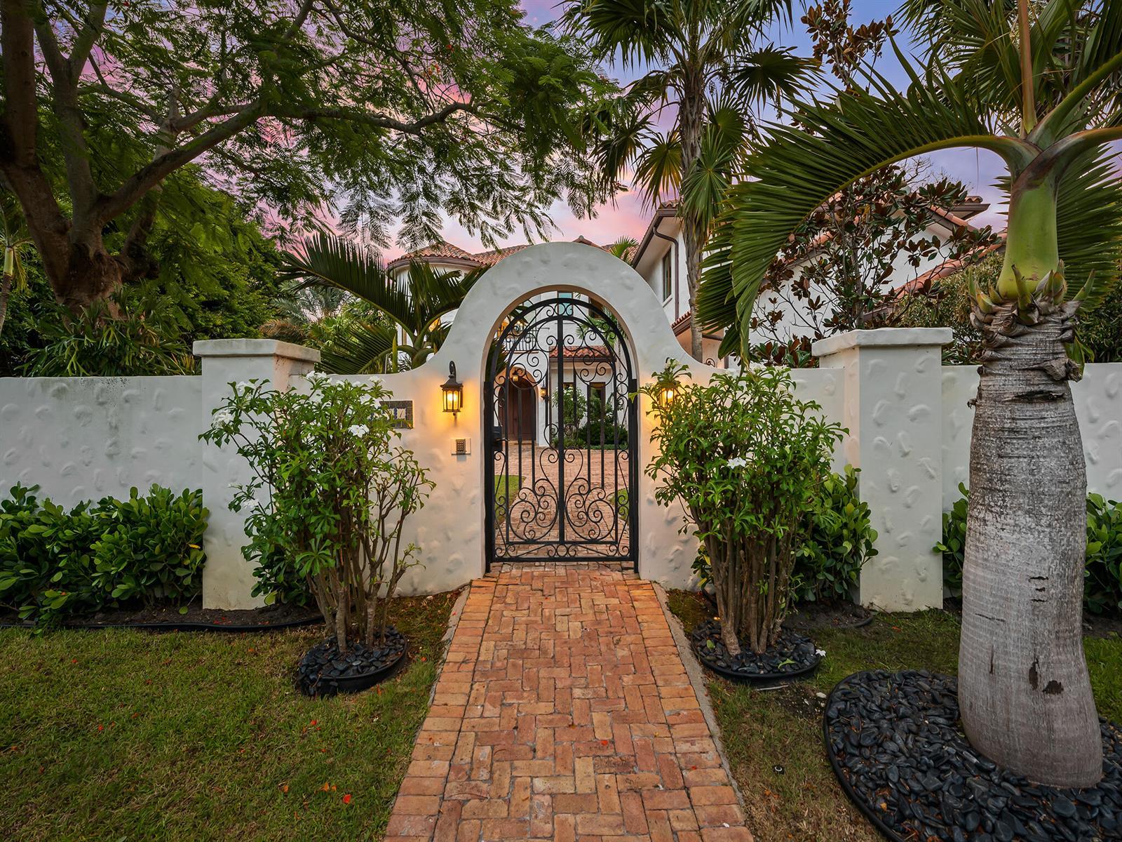 2101 MIDDLE RIVER Drive, Fort Lauderdale FL 33305 photo 4