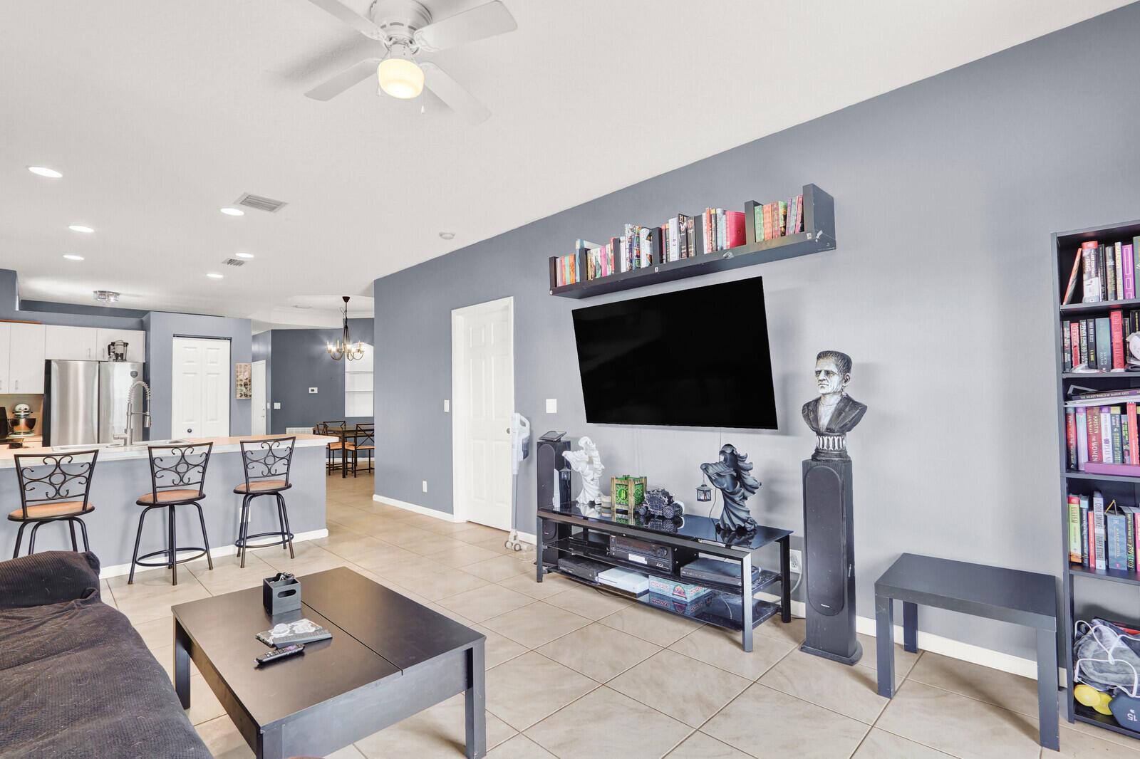 708 VIA TOSCANA, Wellington FL 33414 photo 4