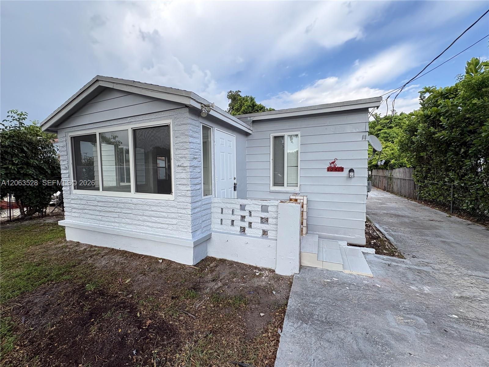 10417 NW 6th Ave, Miami FL 33150