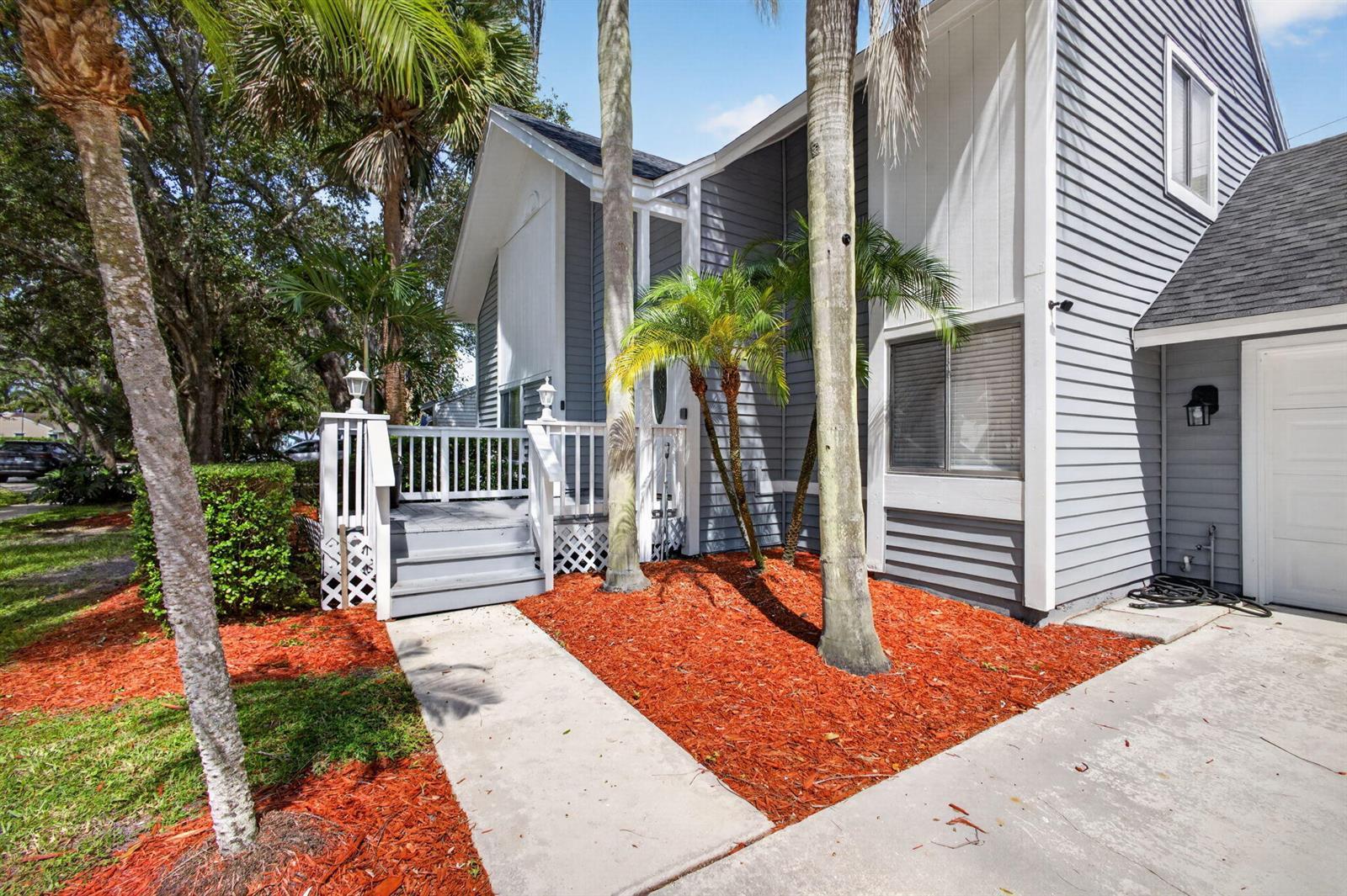 18371 Flagship Circle, Jupiter FL 33458 photo 2