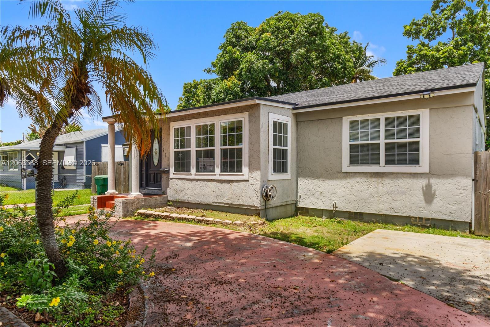 511 NE 110th Ter, Miami FL 33161 photo 2