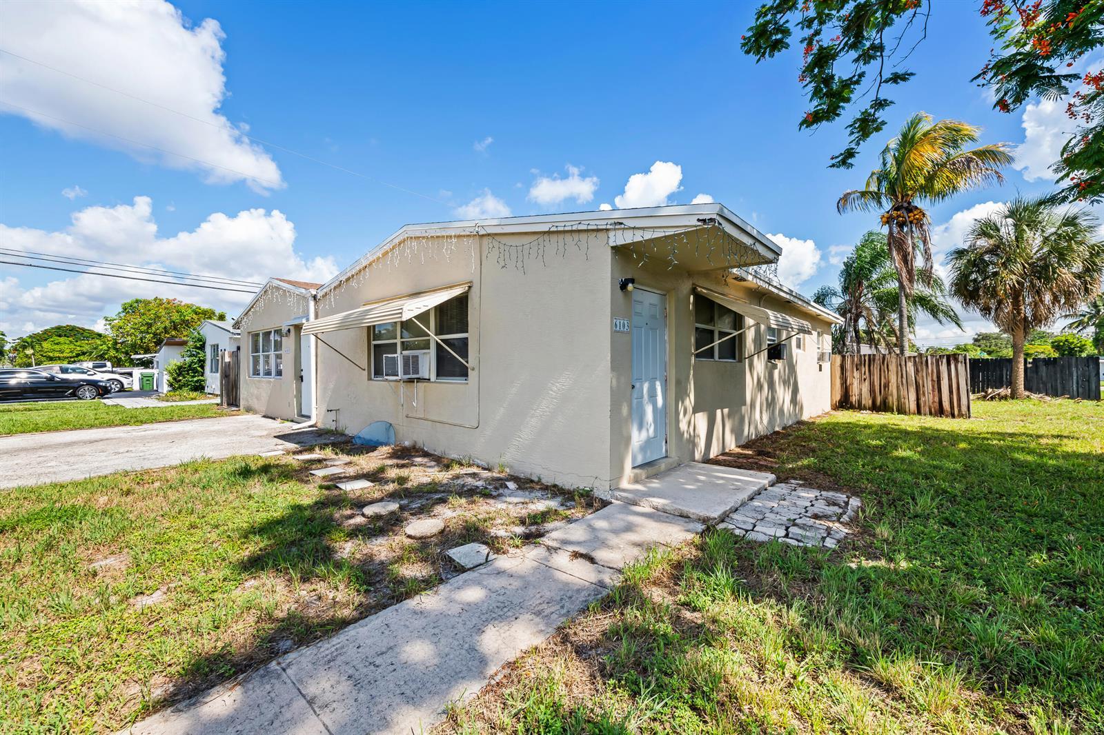 6103 SW 2ND Street, Margate FL 33068 photo 4