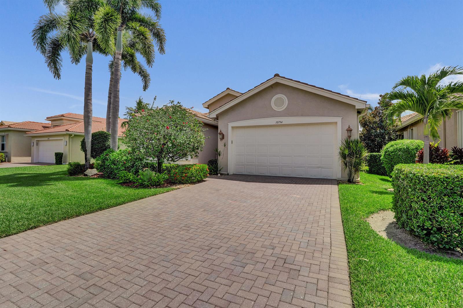10794 REDLAKE Isle, Boynton Beach FL 33473 photo 2