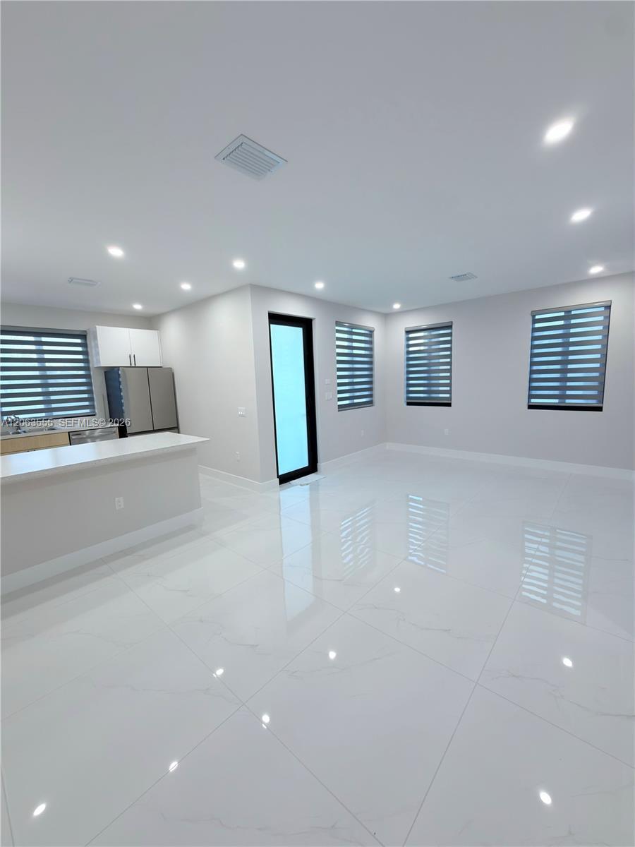 12368 SW 219th St, Miami FL 33170 photo 3