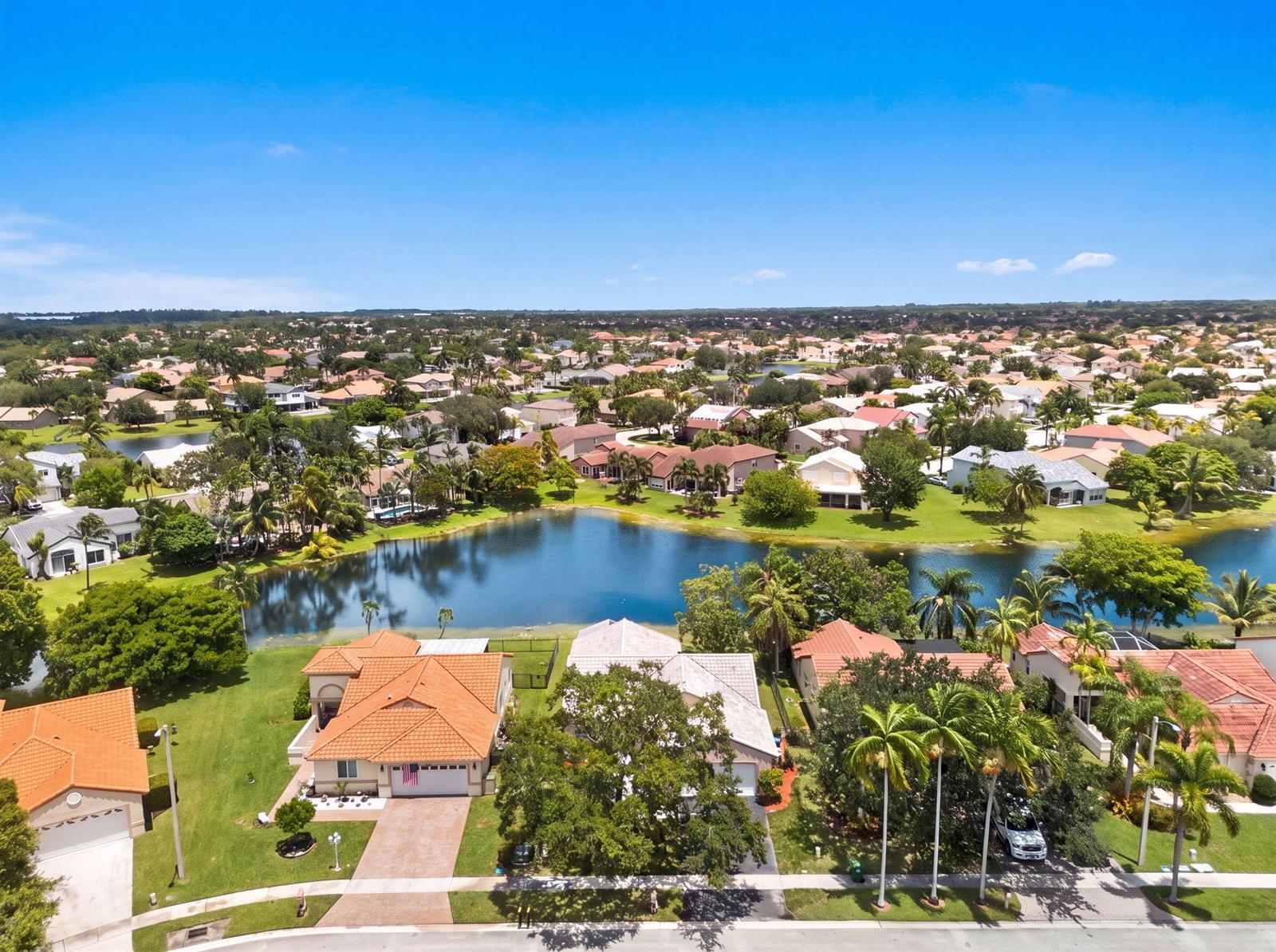 18871 NW 2ND Street, Pembroke Pines FL 33029 photo 4