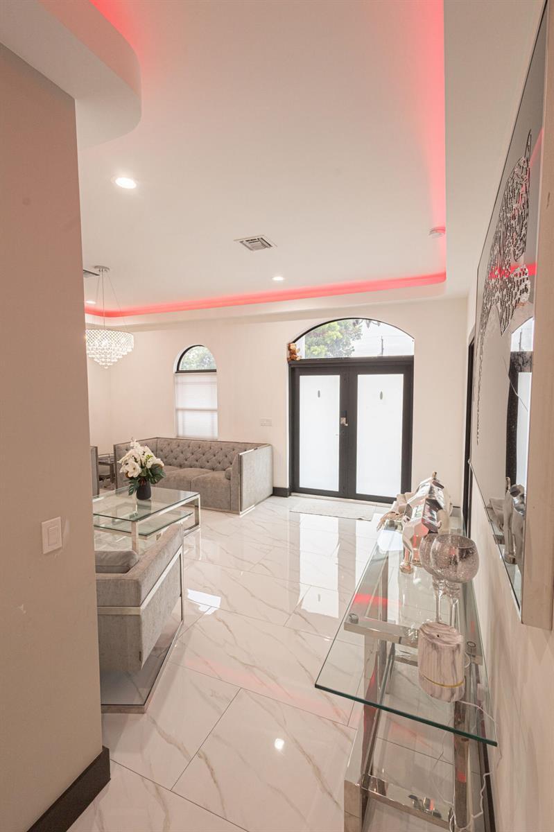 725 Mercury Street Street, West Palm Beach FL 33406 photo 3