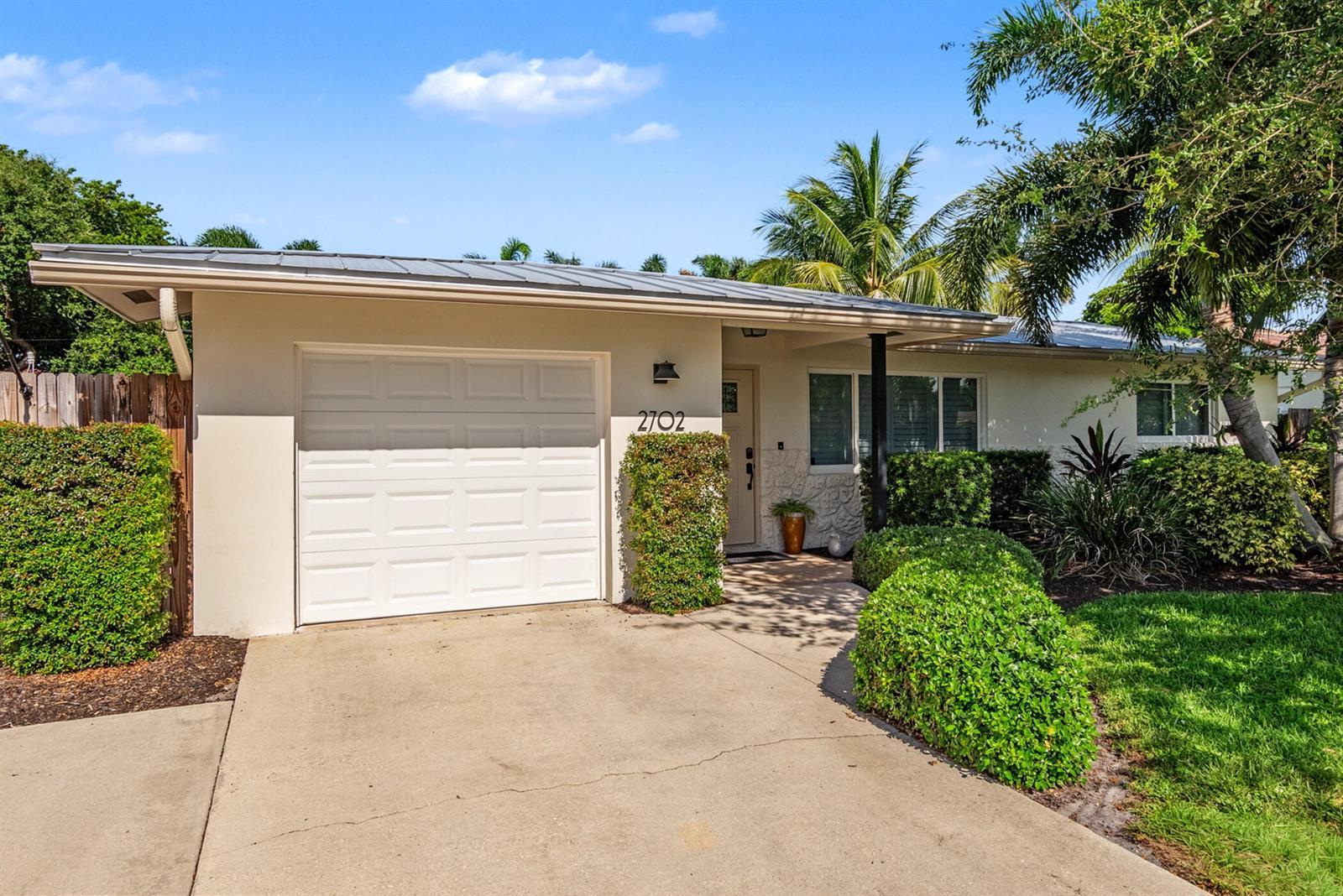 2702 SW 6th Street, Boynton Beach FL 33435 photo 2