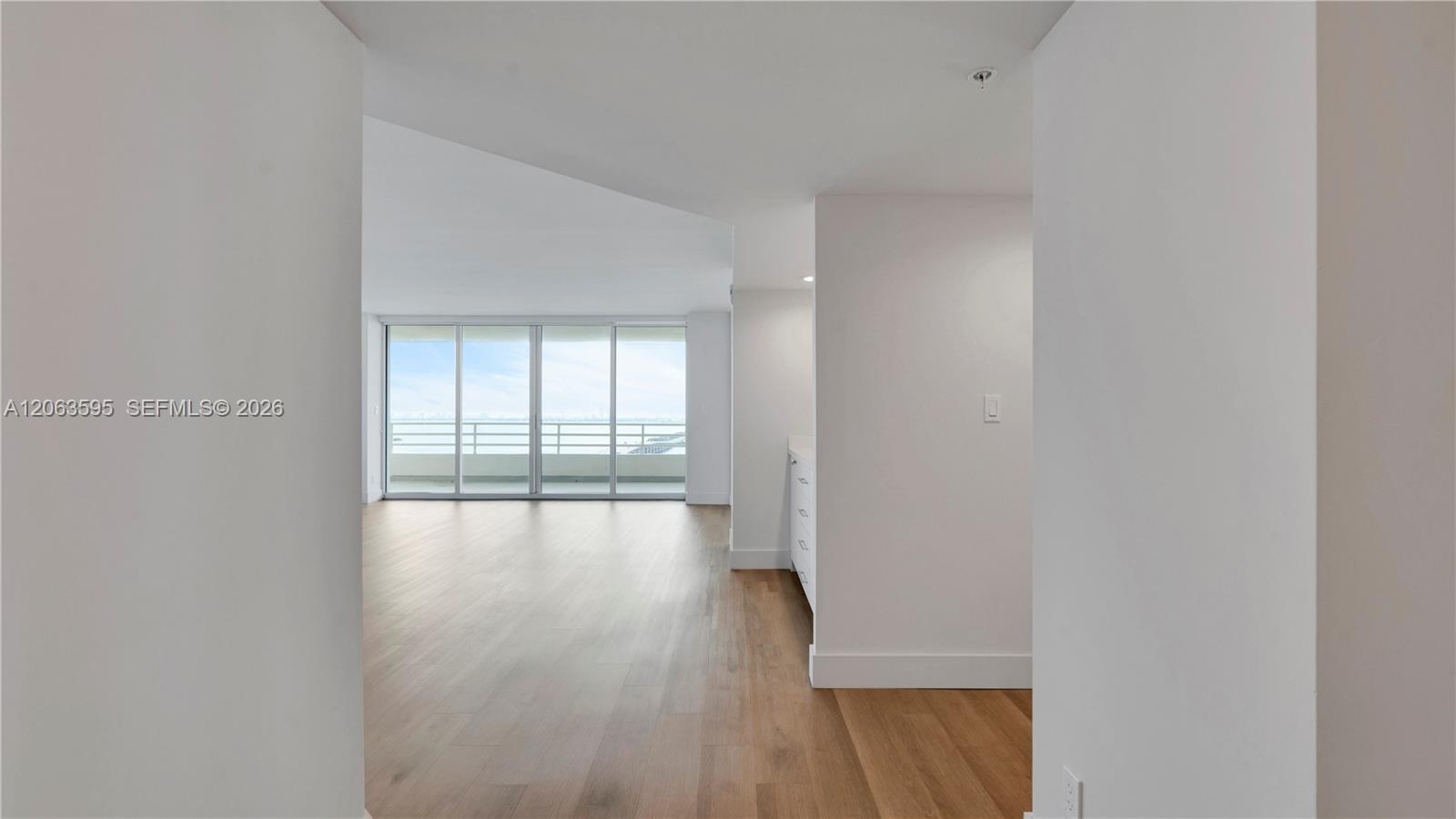 555 NE 34th St # 1801, Miami FL 33137 photo 3