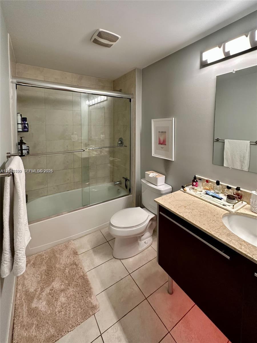 1900 N Bayshore Dr # 3919, Miami FL 33132 photo 2