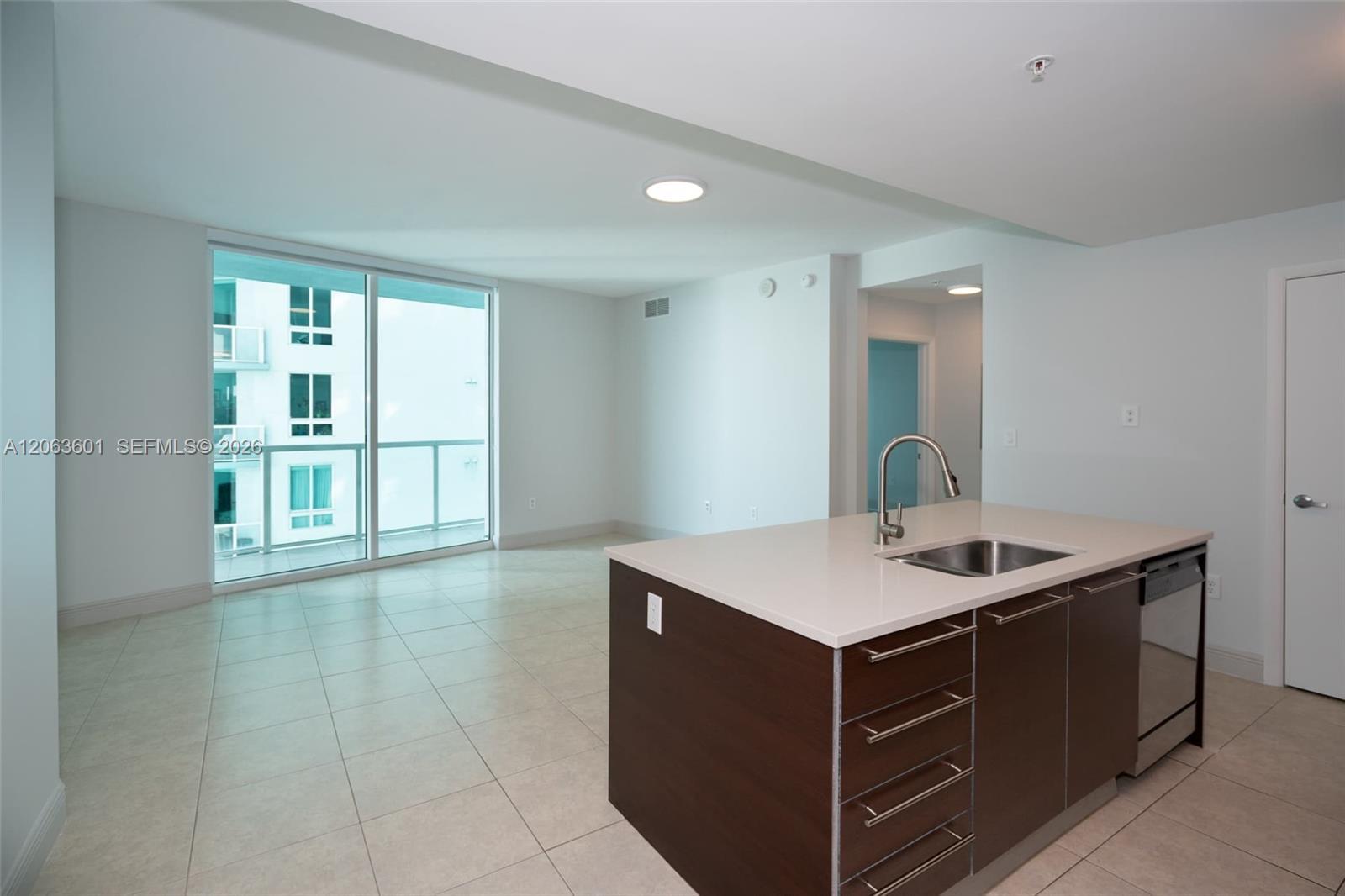 1900 N Bayshore Dr # 3917, Miami FL 33132 photo 3