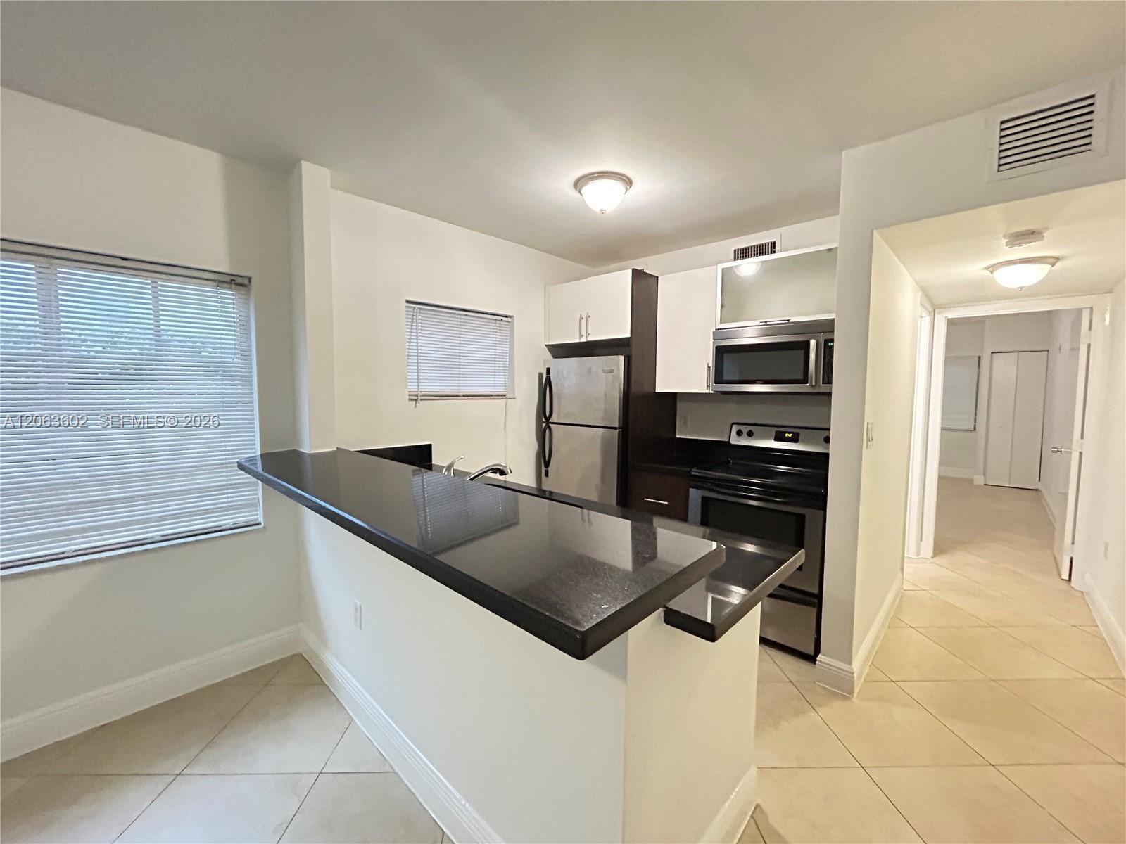 1034 Lenox Ave # 10, Miami Beach FL 33139