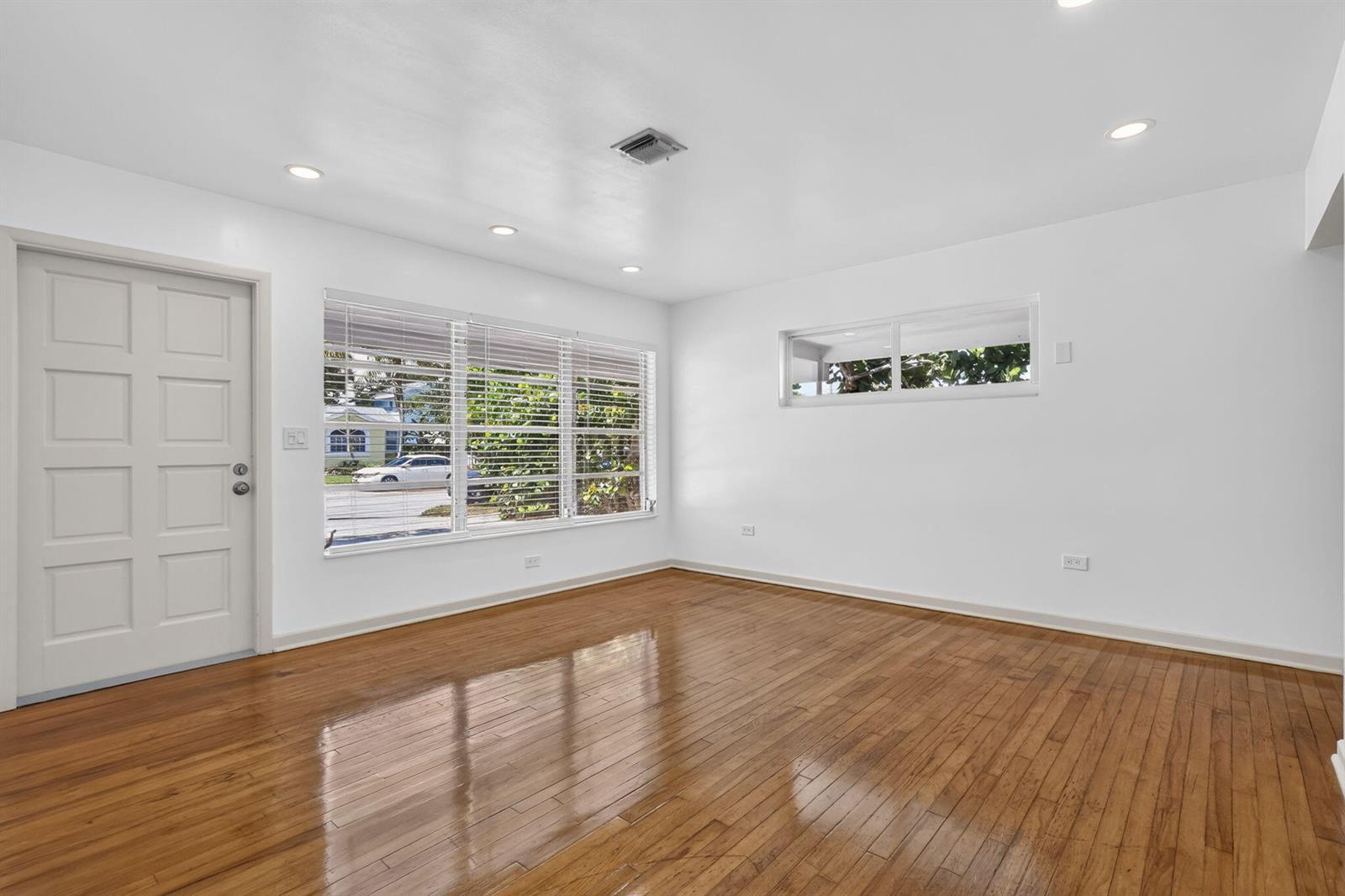 111 Euclid Boulevard, Lantana FL 33462 photo 4