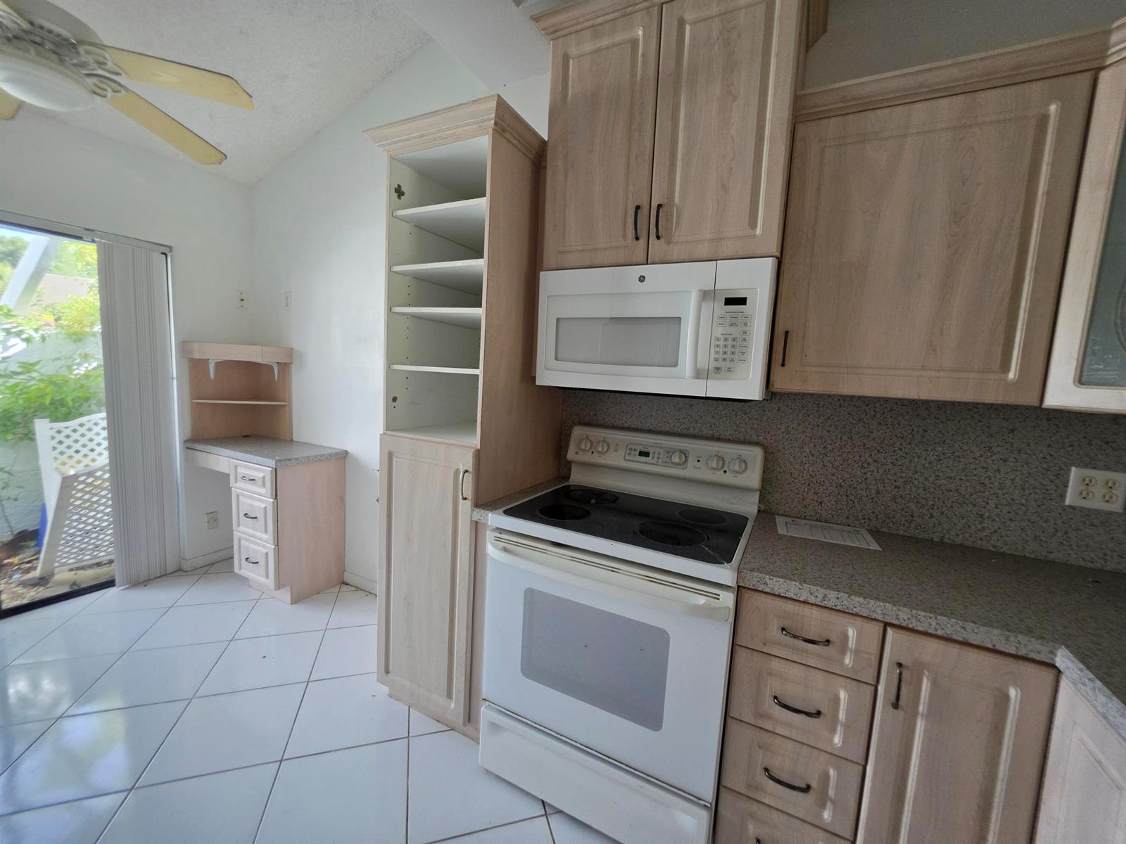 10780 Waterberry Drive, Boca Raton FL 33498 photo 4