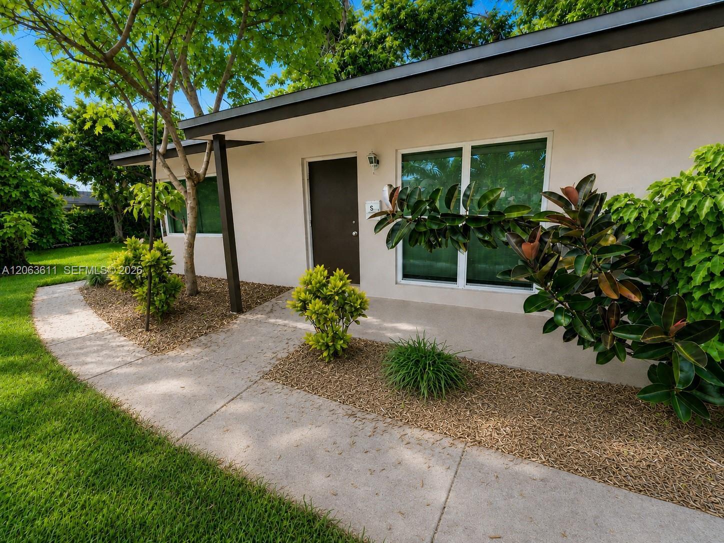 314 SW 1st St, Boca Raton FL 33432