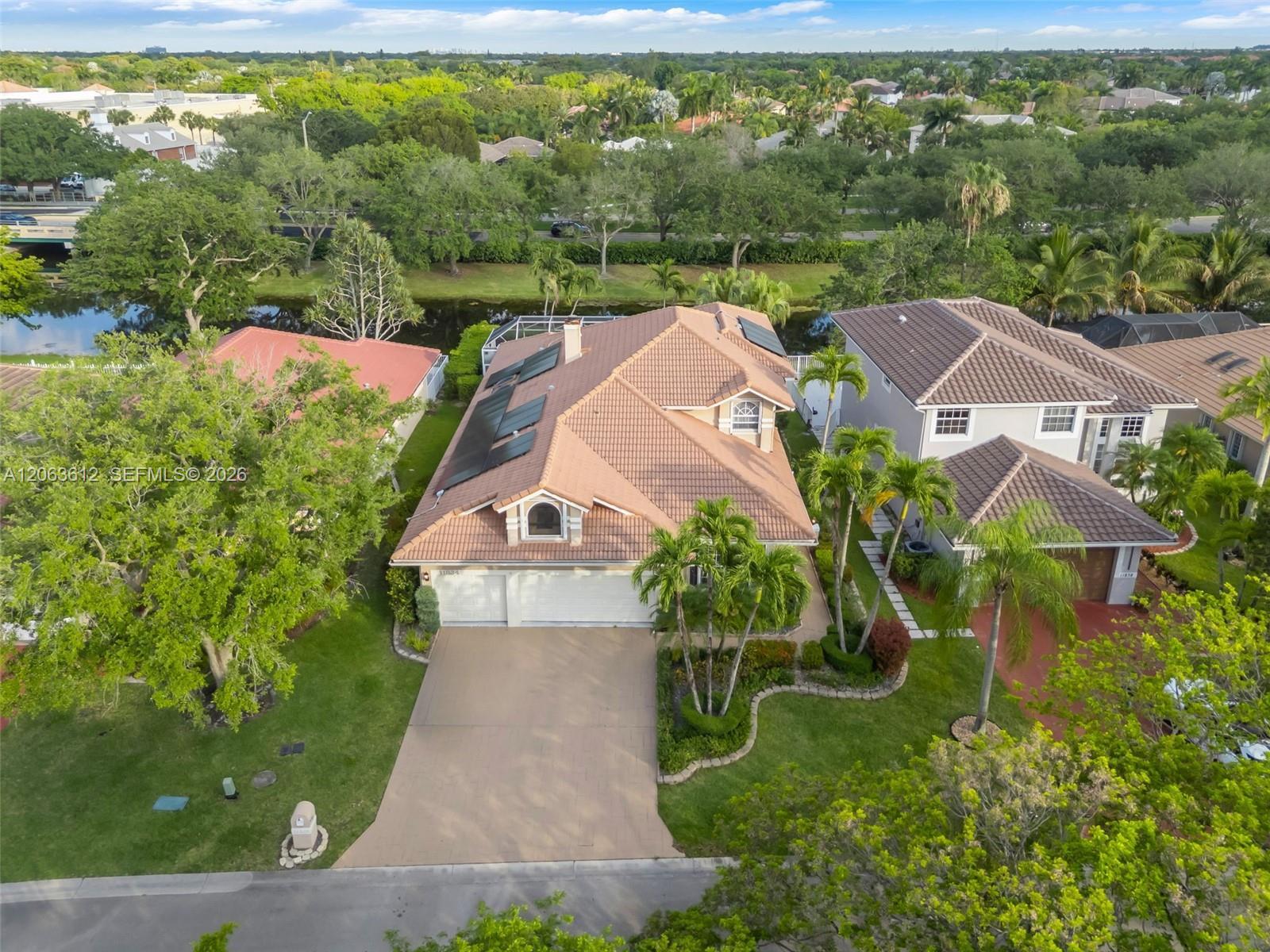 11834 Highland Pl, Coral Springs FL 33071 photo 4