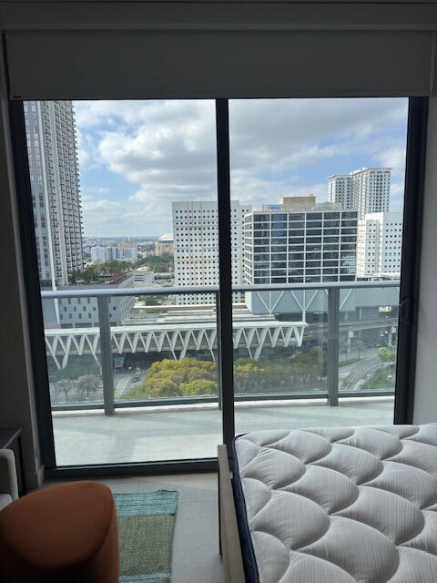 11 NE 6TH Street # 2215, Miami FL 33132 photo 5