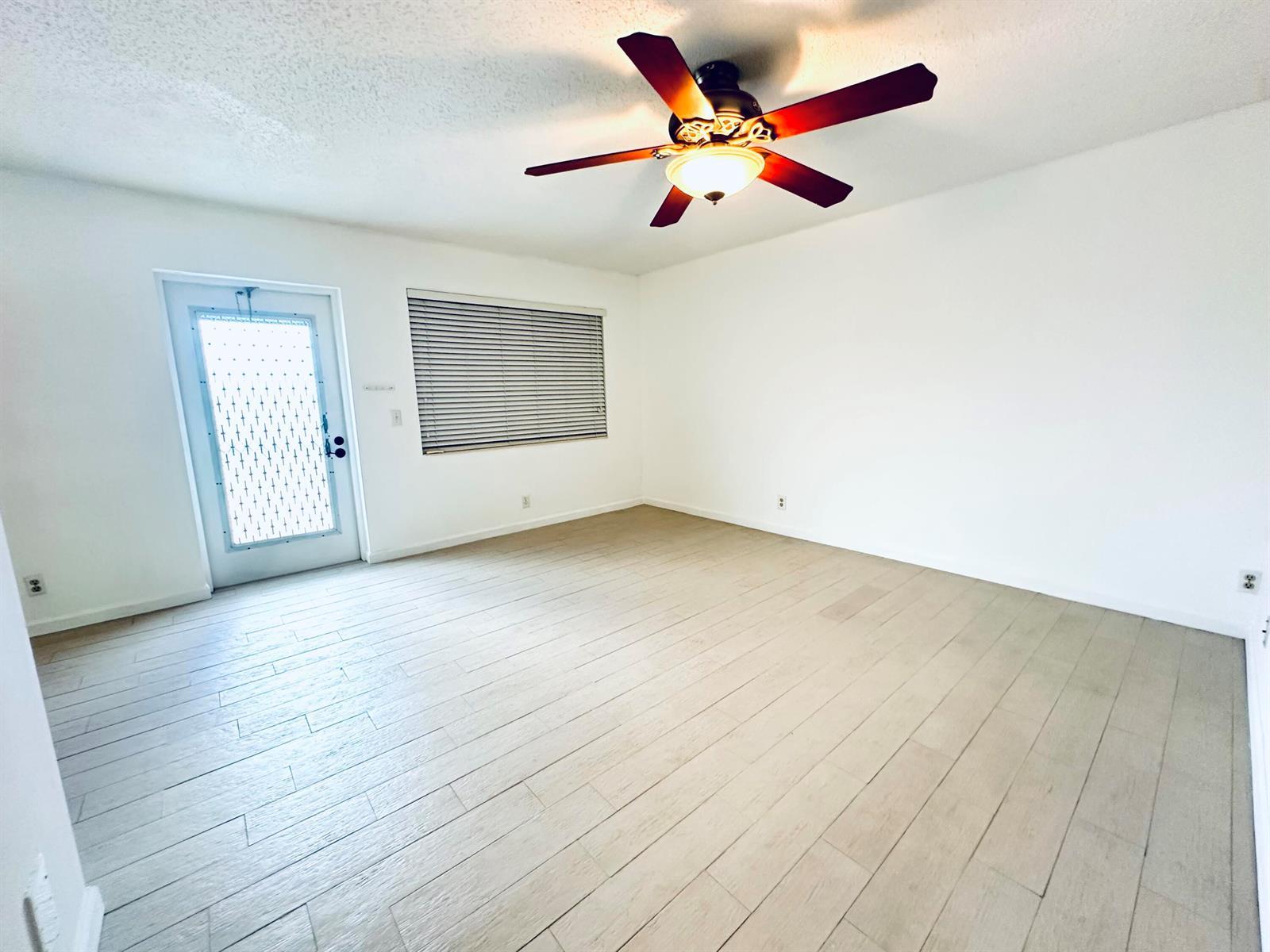 371 Markham Q, Deerfield Beach FL 33442 photo 2