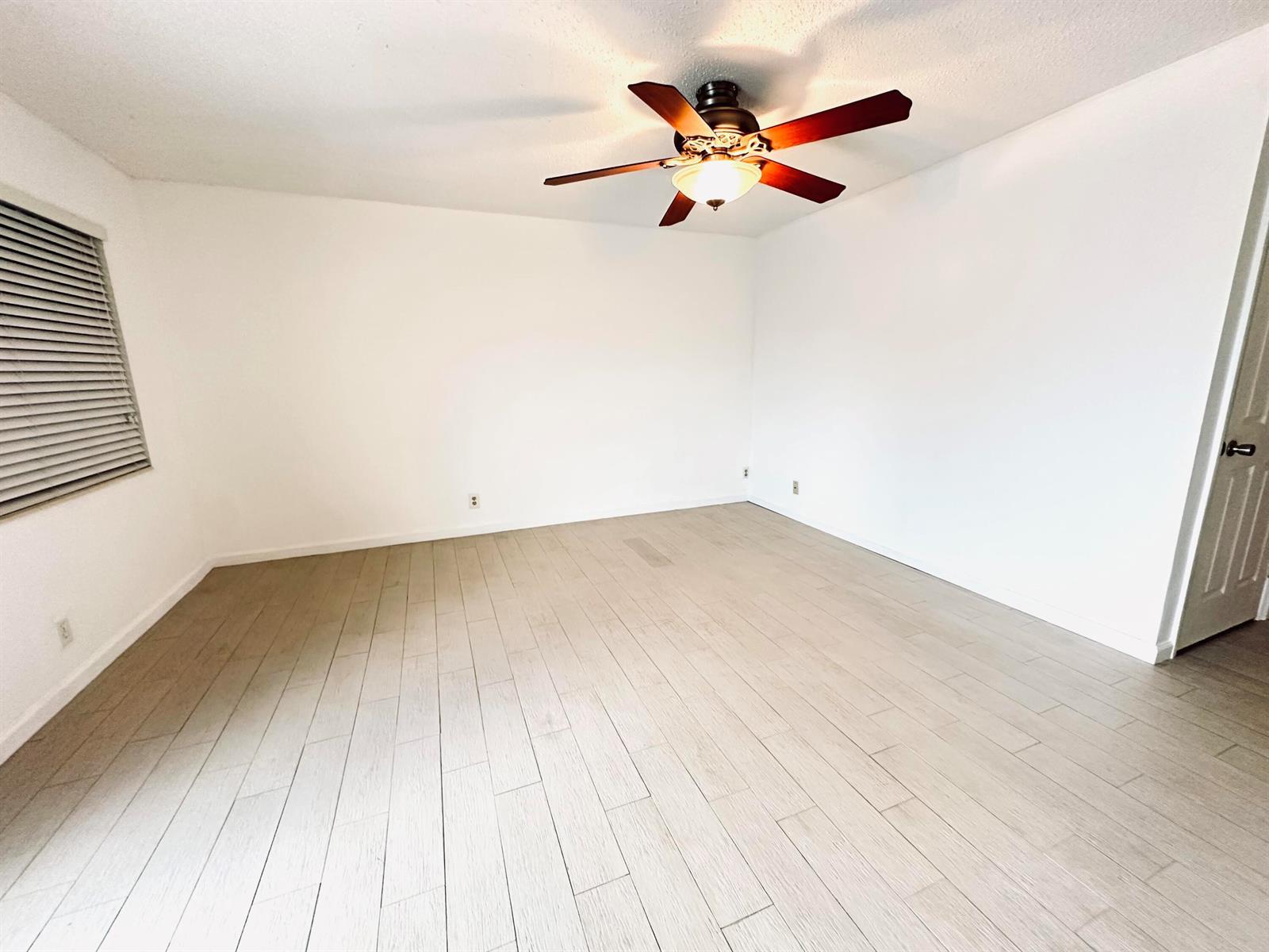 371 Markham Q, Deerfield Beach FL 33442 photo 3