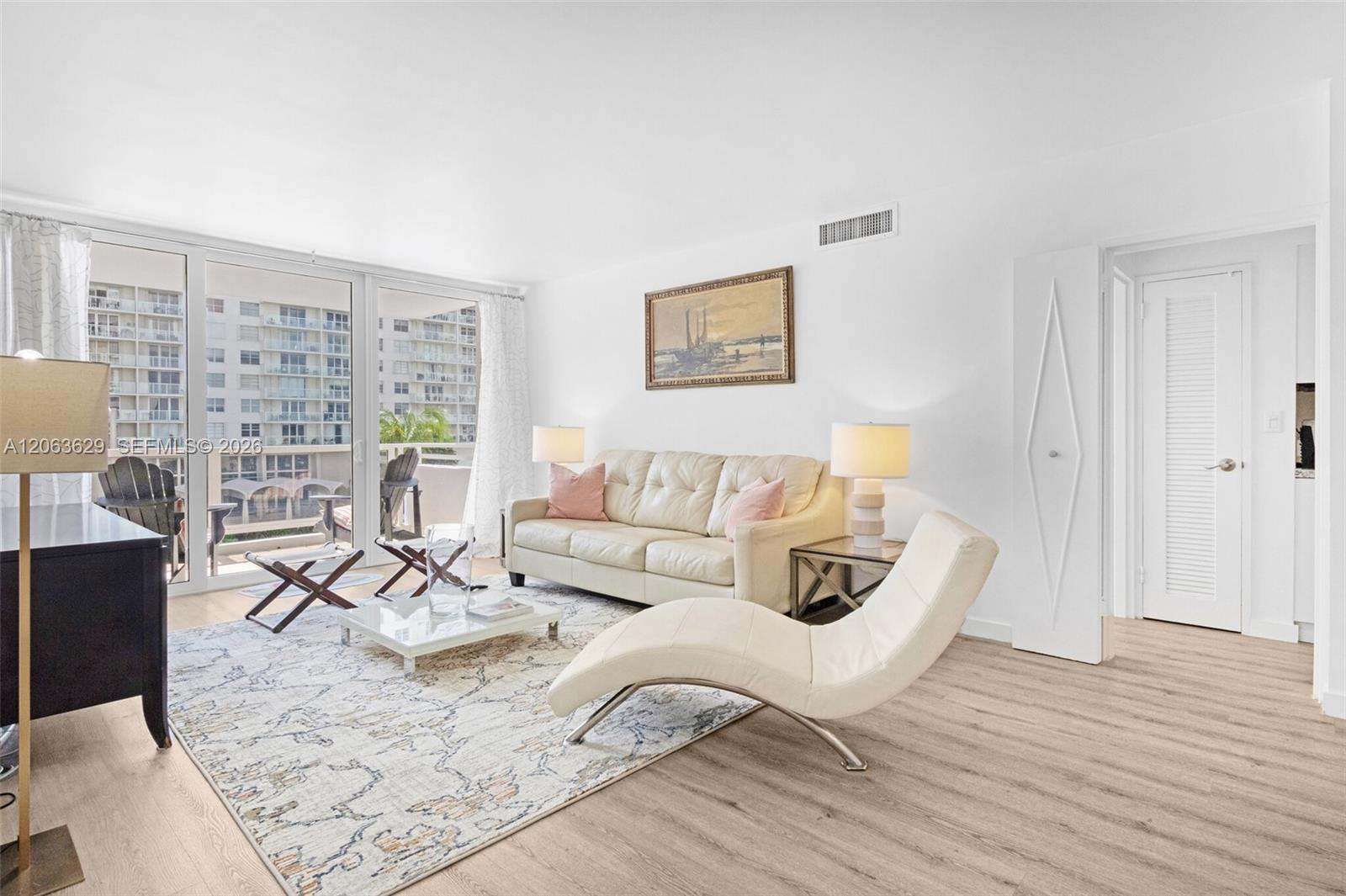 5700 Collins Ave # 4C, Miami Beach FL 33140 photo 5