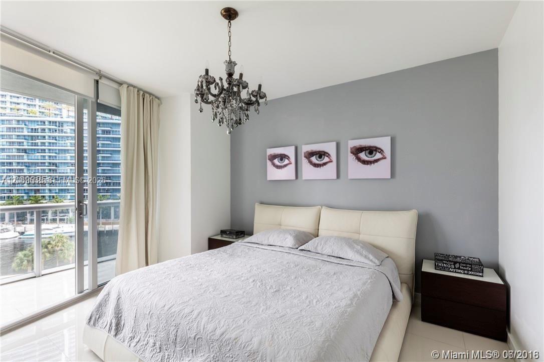 465 Brickell Ave # 604, Miami FL 33131 photo 3