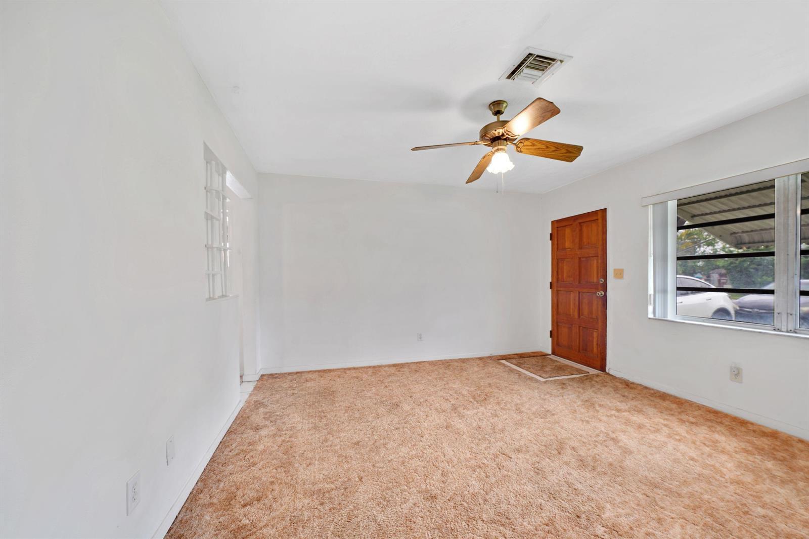 6340 WASHINGTON Street, Hollywood FL 33023 photo 4