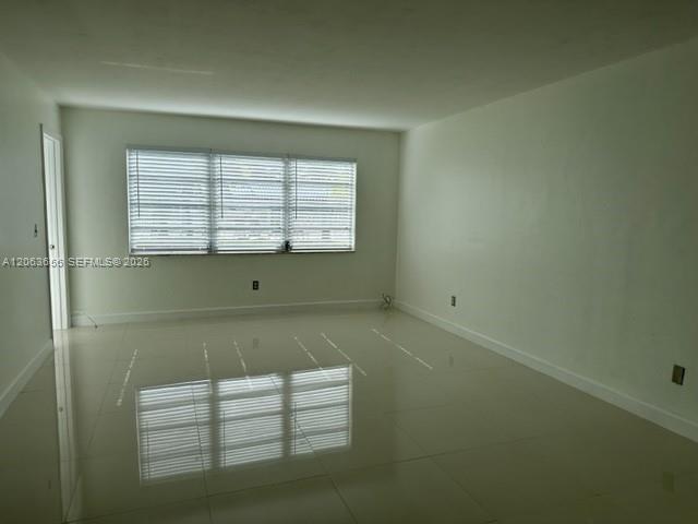 Miami, FL 33179 photo 2