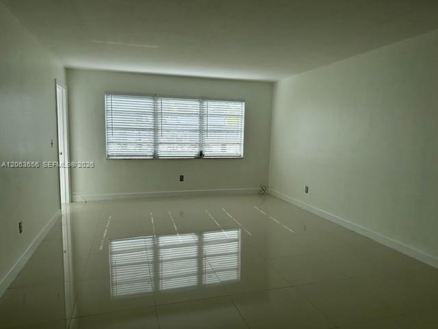 Miami, FL 33179 photo 3