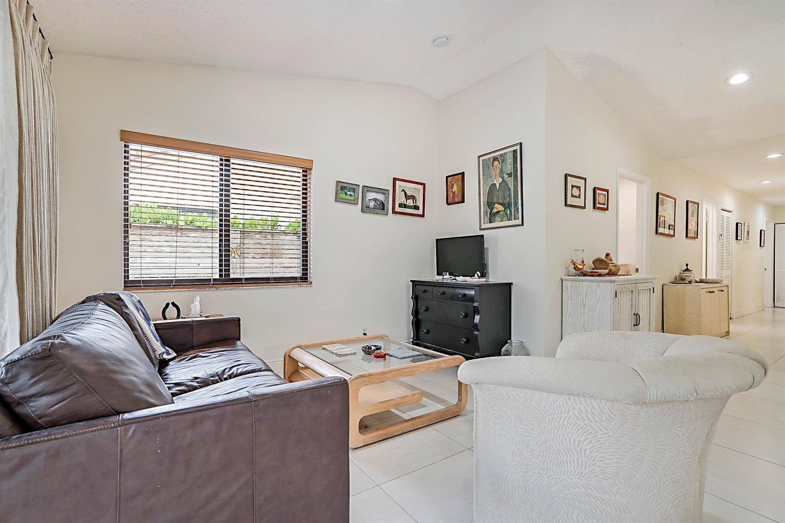 21612 CASA MONTE Court, Boca Raton FL 33433 photo 4