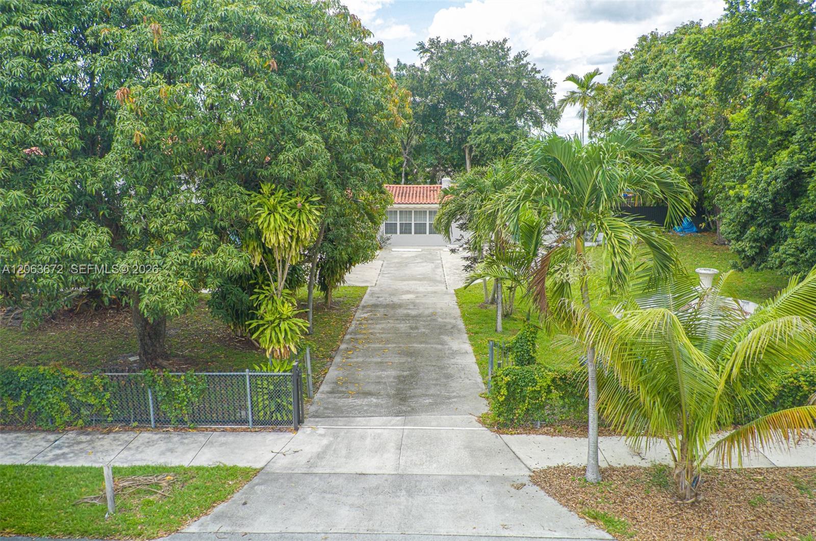 5613 Pierce St # 1, Hollywood FL 33021 photo 2