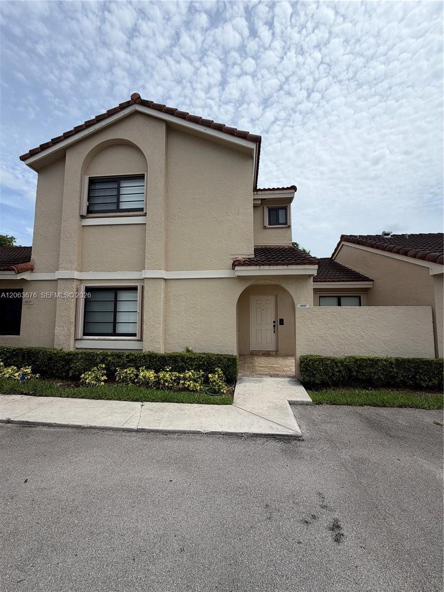 6445 NW 171st St, Hialeah FL 33015 photo 2