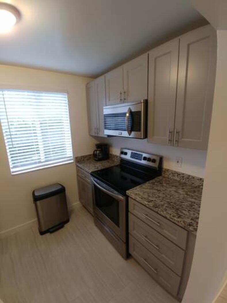 2261 NE 171ST Street # 4, North Miami Beach FL 33160 photo 5