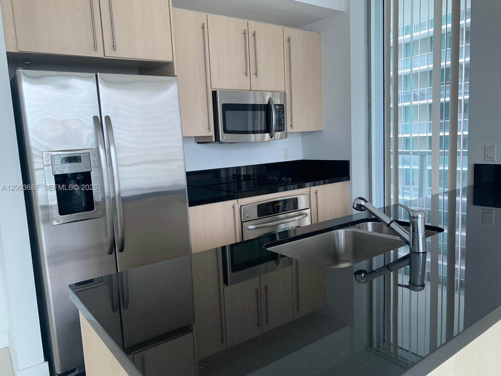 79 SW 12 ST # 1707, Miami FL 33130 photo 3