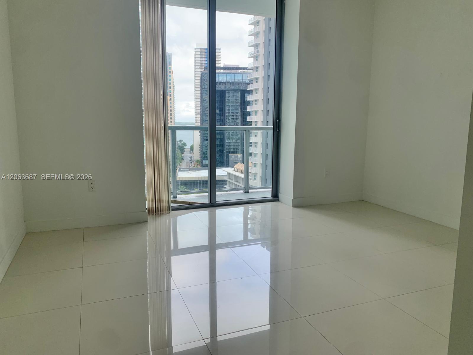 79 SW 12 ST # 1707, Miami FL 33130 photo 5