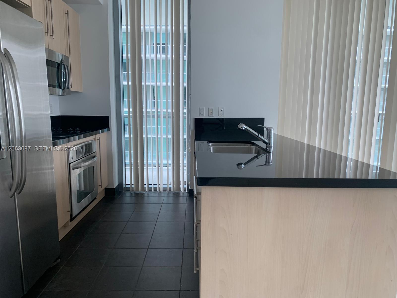 79 SW 12 ST # 1707, Miami FL 33130 photo 4