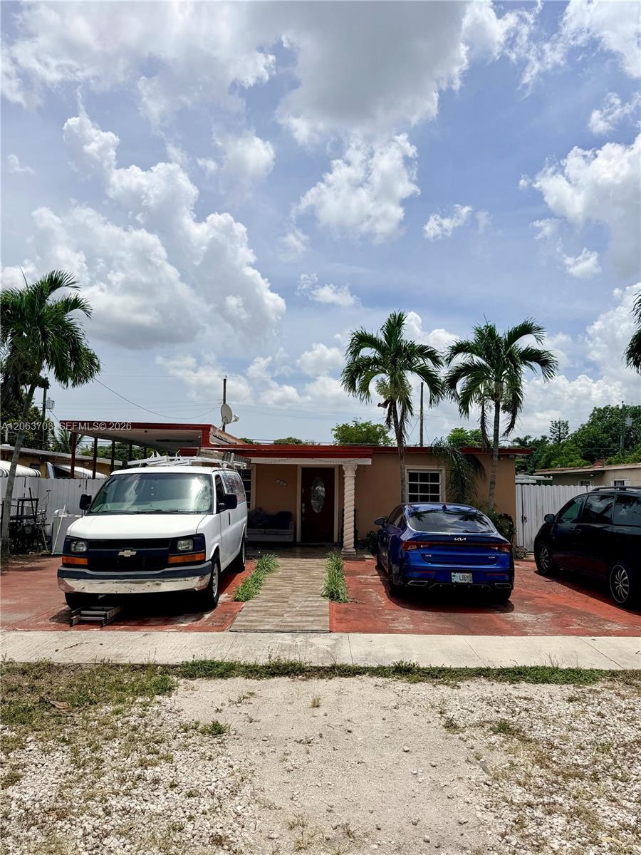 142 E 45th St, Hialeah FL 33013 photo 2