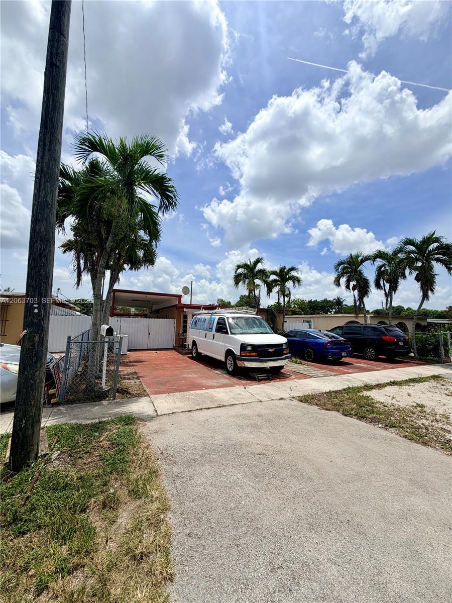 142 E 45th St, Hialeah FL 33013 photo 3