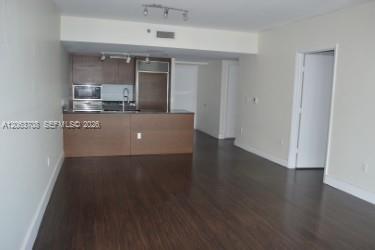 475 Brickell Ave # 1814, Miami FL 33131 photo 2