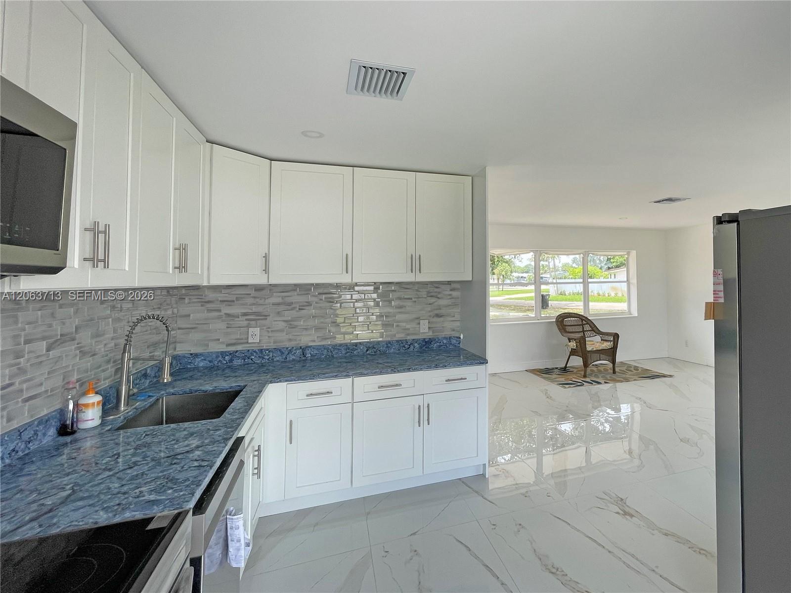 1606 NW 12th Ave, Fort Lauderdale FL 33311 photo 5