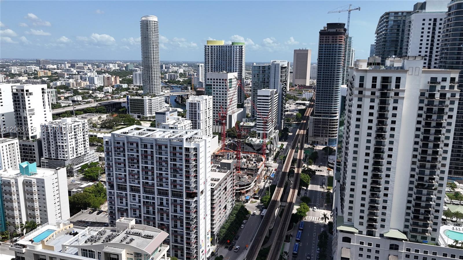 1111 SW 1st Ave, Miami FL 33130 photo 4