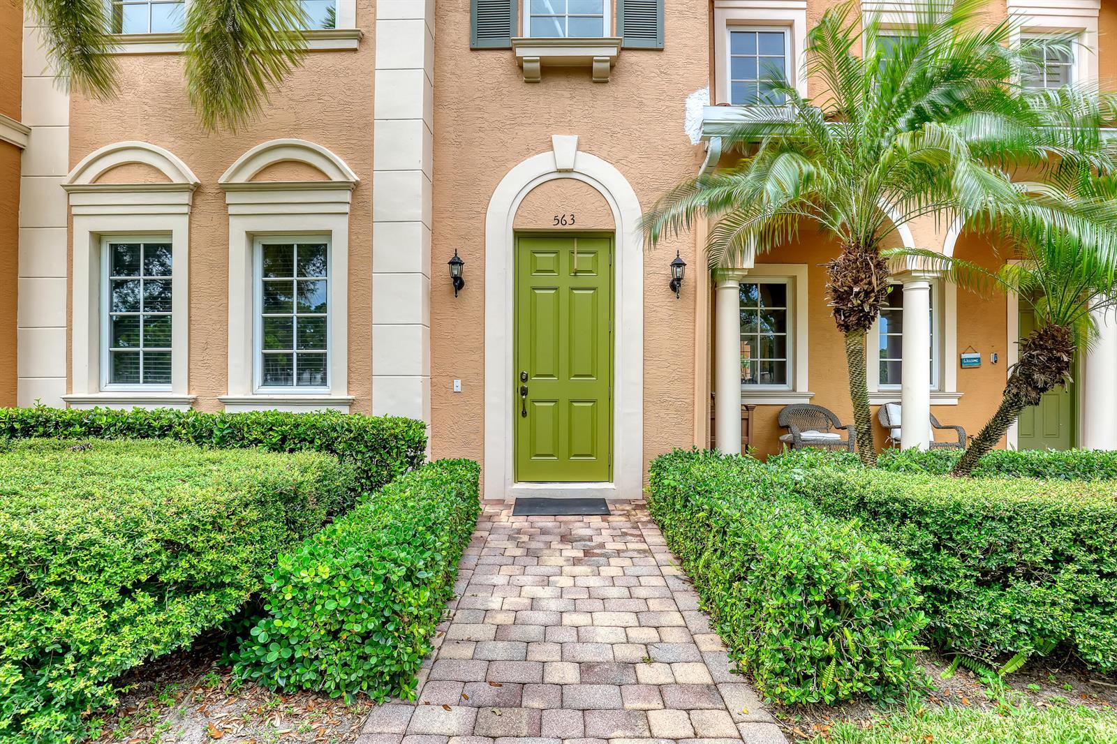563 DAKOTA Drive, Jupiter FL 33458 photo 3