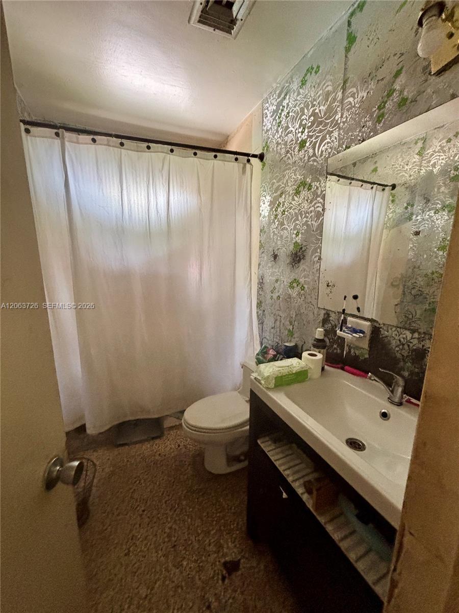 5300 SW 103rd Pl, Miami FL 33165 photo 4